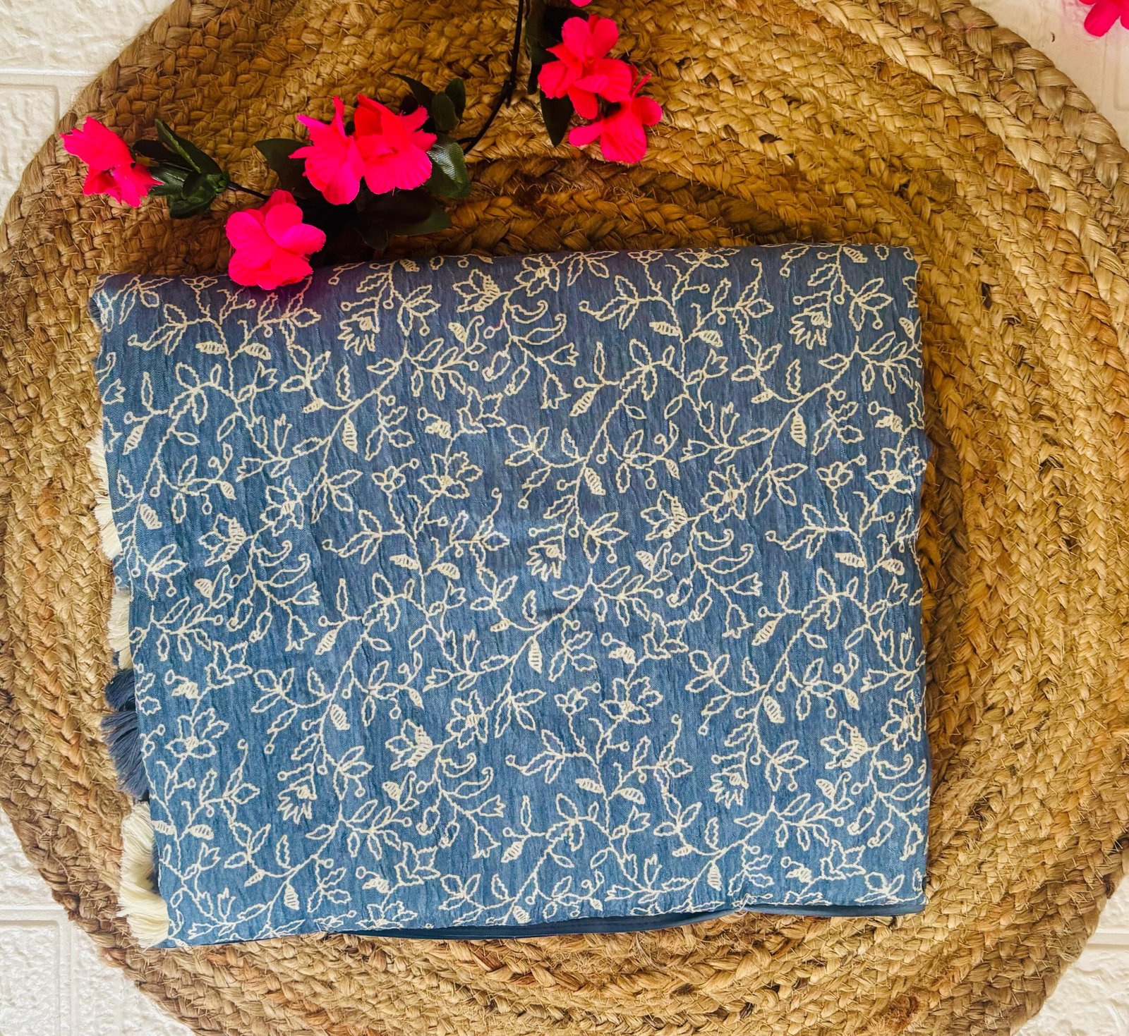 Item Code-DD20,Crushed Saree :A soothing, pastel palette that brings a touch of calm sophistication to your wardrobe. - Image 3