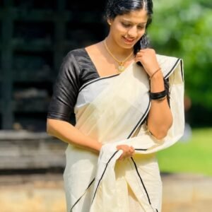 Item Code-DD33,Kerala Puliyilakara Set Mundu black